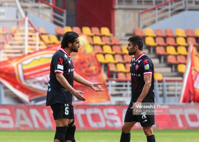 بازی با سه دفاع به پرسپولیس نمی‌آید!