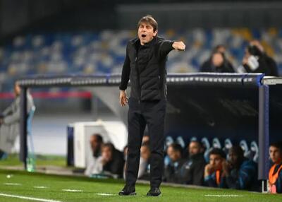  بازیکن را مثل خرگوش از کلاه شعبده‌بازی بیرون کشیدم!