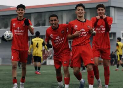 تراکتور پیش بازی را از سپاهان بُرد