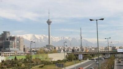 هوای تهران در مرز آلودگی است