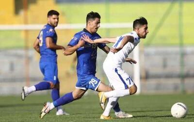 داوری جنجالی استقلال و پیکان؛ چه تصمیماتی بازی را دگرگون کرد؟ / تحلیل کارشناسی: ۳ صحنه بحث‌ برانگیز داوری که آبی‌پوشان را به شکست کشاند