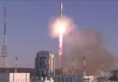 استقرار منظومه ۲۰۰ ماهواره‌ای تا افق ۱۴۰۷؛ گام بزرگ فضایی و ورود به عصر جدید فناوری | جزئیات برنامه استقرار منظومه ۲۰۰ ماهواره‌ای در فضا؛ اهداف، زمان‌بندی و کاربردها تا ۱۴۰۷ / پروژه راهبردی فضا؛ استقرار منظومه ۲۰۰ ماهواره‌ای چه تحولاتی ایجاد می‌کند؟