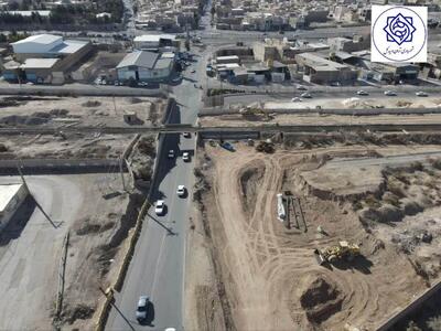  شهردار آران و بیدگل خبر داد: بهره برداری از پروژه بزرگ دهانه دوم پل زیرگذر بلوار خلیج فارس