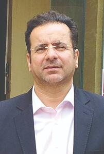 مردم دنبال نان دولت دنبال موتورسواری بانوان