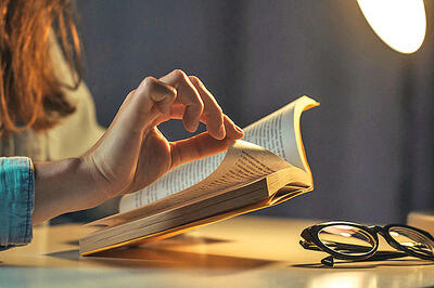 تقویت تفکر انتقادی با مطالعه عمیق