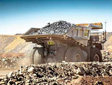 شتاب عرضه جهانی سنگ‌آهن