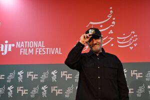 تعریف پایگاه خبری اصولگرا از مهران غفوریان: لایق سیمرغ است!