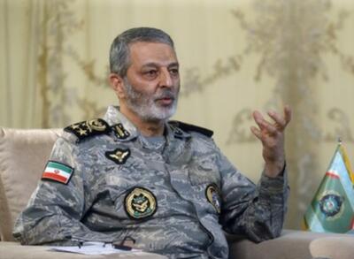  رئیس ستاد کل نیروهای مسلح: پس از جنگ ۱۲ روزه، در دکترین دفاعی کشور تجدید نظر کرده و آن را به دکترین آفندی مبتنی بر عملیات برق‌آسا و دامنه‌دار، تغییر دادیم/ اقدام ما سریع، قاطع و به‌ دور از محاسبات آمریکا خواهد بود / ایران بلعیدنی نیست؛ سرانجام آن لجوجِ خیره‌سری که درس نمی‌گیرد، خفه خواهد شد