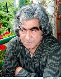 نعمت میرزازاده (م. آزرم)، شاعر در غربت درگذشت