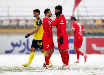 شکایت پرسپولیس و سپاهان از ملون رد شد