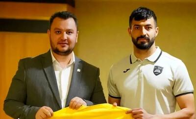 مقصد لژیونر پرسپولیسی رسماً رونمایی شد؛ اولین تصویر با پیراهن آلای قرقیزستان