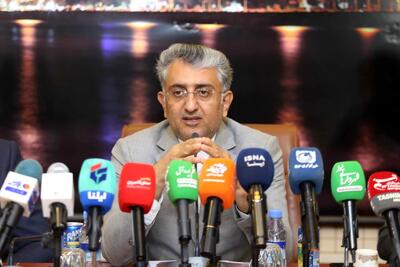  دهه فجر با پروژه‌های عمرانی و «بوستان کورینتو» در بندرعباس / پیوند فرهنگی از خلیج فارس تا اقیانوس آرام +فیلم