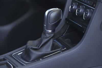 گیربکس دوکلاچه خشک و تر؛ بررسی و مقایسه جامع فنی، عملکردی و اقتصادی - پدال