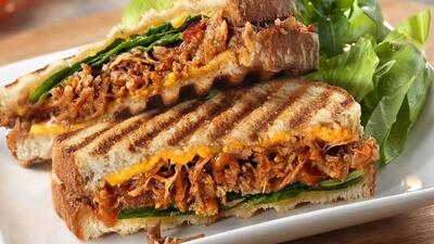  فیلم آموزش پنینی مرغ و پنیر