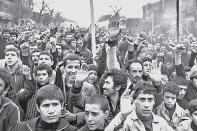  نور آیات قرآن در مسیر انقلاب | مروری بر برخی مفاهیم قرآنی که خطوط راهبردی نهضت امام‌خمینی(ره) را ترسیم کردند