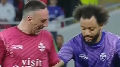 لایی تماشایی ریبری به مارسلو در دیدار دوستانه!