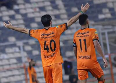 لیگ یک/ فرار سرعتی پیوس از سقوط