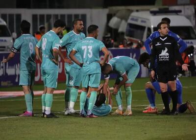 پدیده تراکتور بعد از بازی استقلال دست به دعا شد!