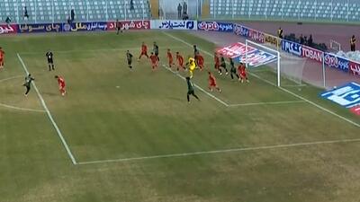 گل مردود خیبر به فولاد در دقیقه 56 بازی