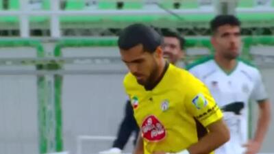 گل اول فجرسپاسی به ذوب آهن توسط رستمی