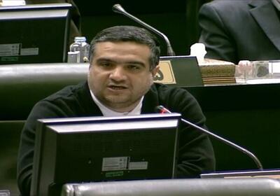 موضع سخنگوی کمیسیون بهداشت درباره بازداشت پزشکان به خاطر درمان بیمار