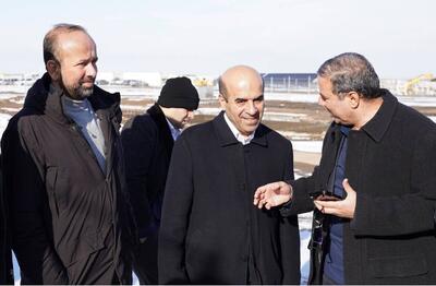 ظرفیت نیروگاه‌های خورشیدی تا پایان بهمن ماه کشور به ۴۵۰۰ مگاوات می‌رسد