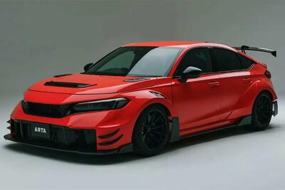 لباس مسابقه‌ای بر تن هوندا سیویک تایپ R با کیت ۸۵ هزار دلاری