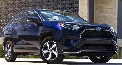 تویوتا راو ۴ مدل ۲۰۲۵ بهتر از مدل ۲۰۲۶ چینی