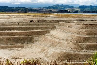 معدن مس ترکیه روی میز واگذاری