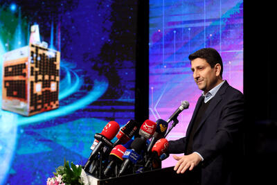 وزیر ارتباطات: رسیدن به اهداف صنعت فضایی دور از دسترس نیست - سایت خبری اقتصاد پویا