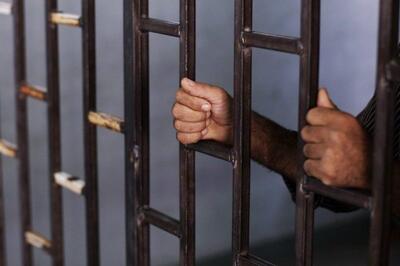 روایت یک وکیل دادگستری از وضعیت بازداشتی‌های اعتراضات دی ماه / تعداد بازداشتی‌ها خیلی زیاد است