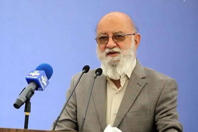  چمران: اصراری بر نصب آژیر خطر نداریم؛ اگر مسئولین امنیتی نیاز ببیند، آن‌ها را نصب می‌کنند/ در شرایط بسیار ضروری از ایستگاه‌های مترو به عنوان پناهگاه استفاده خواهد شد/ پناهگاه‌هایی کاملاً امن در برابر حوادث احتمالی شیمیایی پیش‌بینی شده که نصب تجهیزات آن در حال انجام است/ محدوده طرح ترافیک تغییر نمی‌کند؛ عوارض آن ۳۵ درصد افزایش می‌یابد
