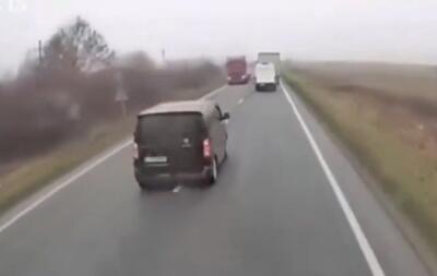 لحظه مرگبار تصادف فوتبالی‌ها در جاده با ۷ کشته! +ویدیو