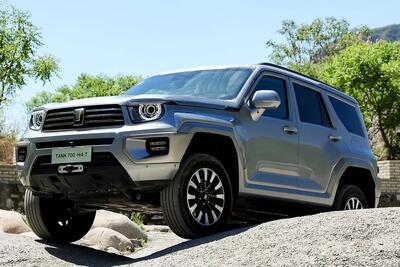 تانک ۷۰۰؛ رقیب لندکروز در ایران معرفی شد