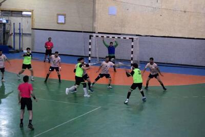 آغاز مسابقات هندبال قهرمانی جوانان باشگاه‌های کشور به میزبانی کرمانشاه