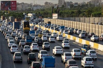  ترافیک سنگین در یک خروجی تهران