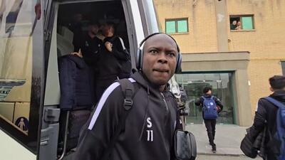 ورود تیم چادرملو به ورزشگاه برای تقابل با پرسپولیس