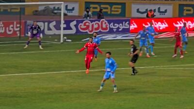 همکاری مشترک ادسون ماردن و شوت اورونوف که تیر دروازه چادرملو را لرزاند