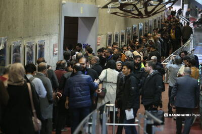حاشیه دومین روز چهل‌ و چهارمین جشنواره فیلم فجر