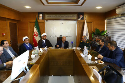  تجلیل از خدمات کادر درمان چهارمحال و بختیاری