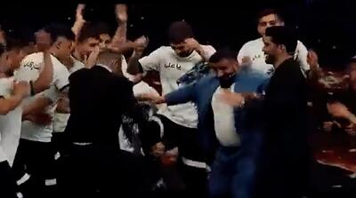  ببینید | رقص و شادی جنجال‌ساز هادی چوپان در صداوسیما