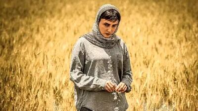 رونمایی آوا سریال شغال از مادر فوق جوانش / چه قدر شباهت بین این مادر دختر هست!