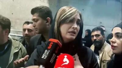 فیلم / گریه های الناز ملک در جشنواره 44 فیلم فجر  / من خودم عزادارم عزیزم رو از دست دادم اما اومدم جشنواره