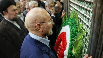  قالیباف: نشنیدن صدای مردم یعنی هول دادن آنها به سمت دشمن/ تجدید میثاق نمایندگان با بنیانگذار انقلاب اسلامی