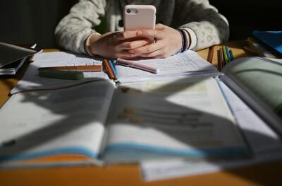  اسپانیا دسترسی کودکان زیر ۱۶ سال به شبکه‌های اجتماعی را ممنوع می‌کند