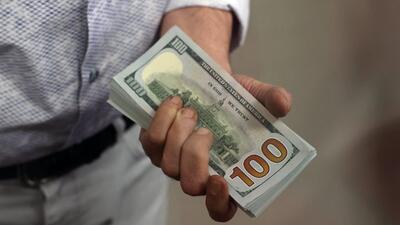  پیش‌ بینی قیمت دلار؛ بازگشت به کانال ۱۰۰ هزار تومان؟
