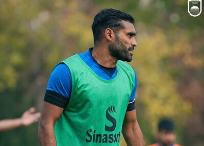 کاپیتان آبی‌ها برای تقابل با پرسپولیس برگشت