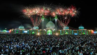  جمکران میزبان چهار میلیون عاشق در شب تولد امام زمان (عج)