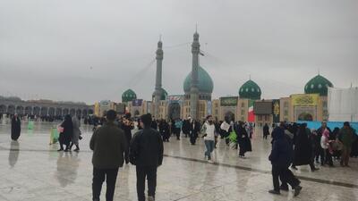  گرامیداشت میلاد منجی عالم بشریت در مسیر قم به جمکران با برپایی ایستگاه صلواتی + عکس