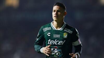 گزینه سرشناس خط حمله استقلال در راه آمریکا